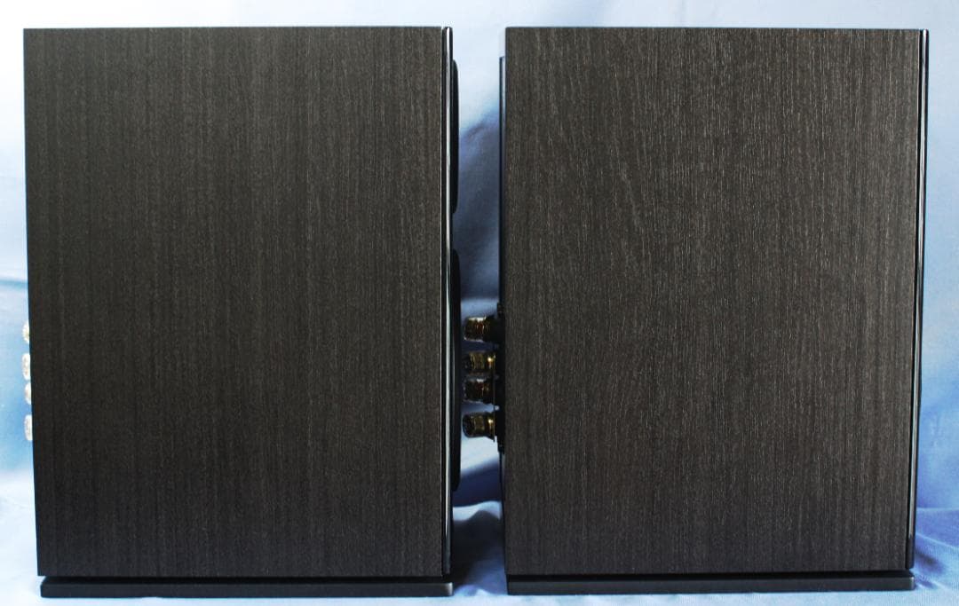 ブックシェルフスピーカー Wharfedale DIAMOND 225（ペア）