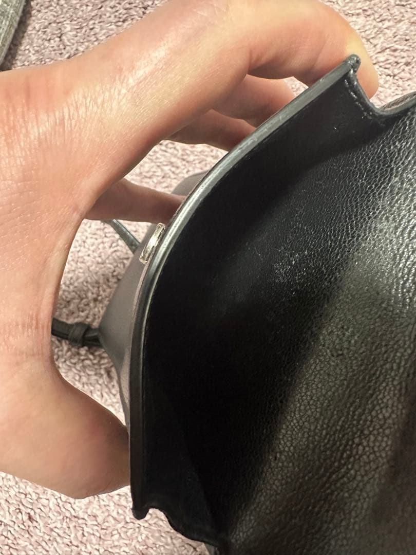 バレンシアガ　ロゴフラップバック