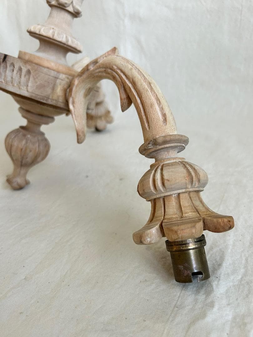 フランスアンティーク　木製シャンデリア　３灯　シャビー　店舗什器