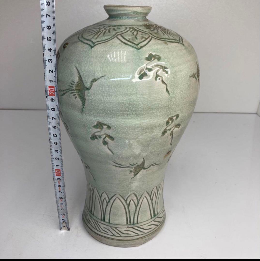 高麗　青磁　梅瓶　高さ28cm。y633