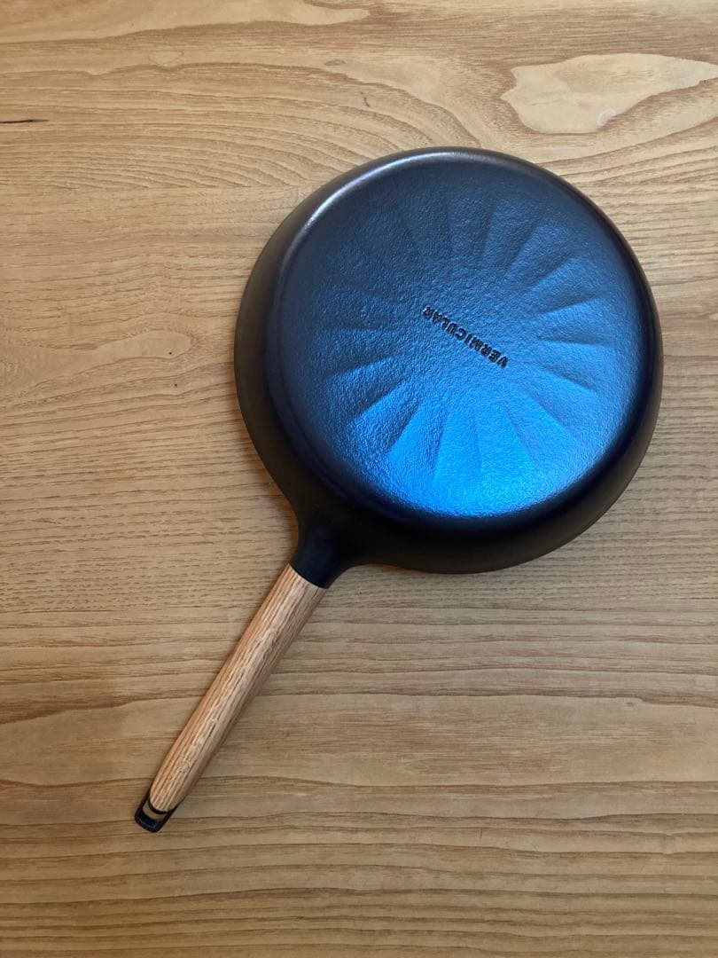 【VERMICURAR】フライパン #26 木製ハンドル/オーク