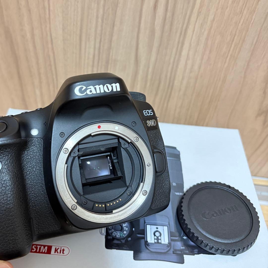 【美品】Canon EOS 80D デジタル一眼レフ ボディ キヤノン