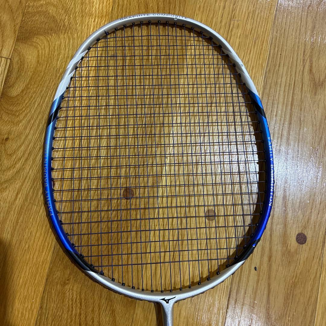 ミズノ純正ファミリーバドミントンラケット