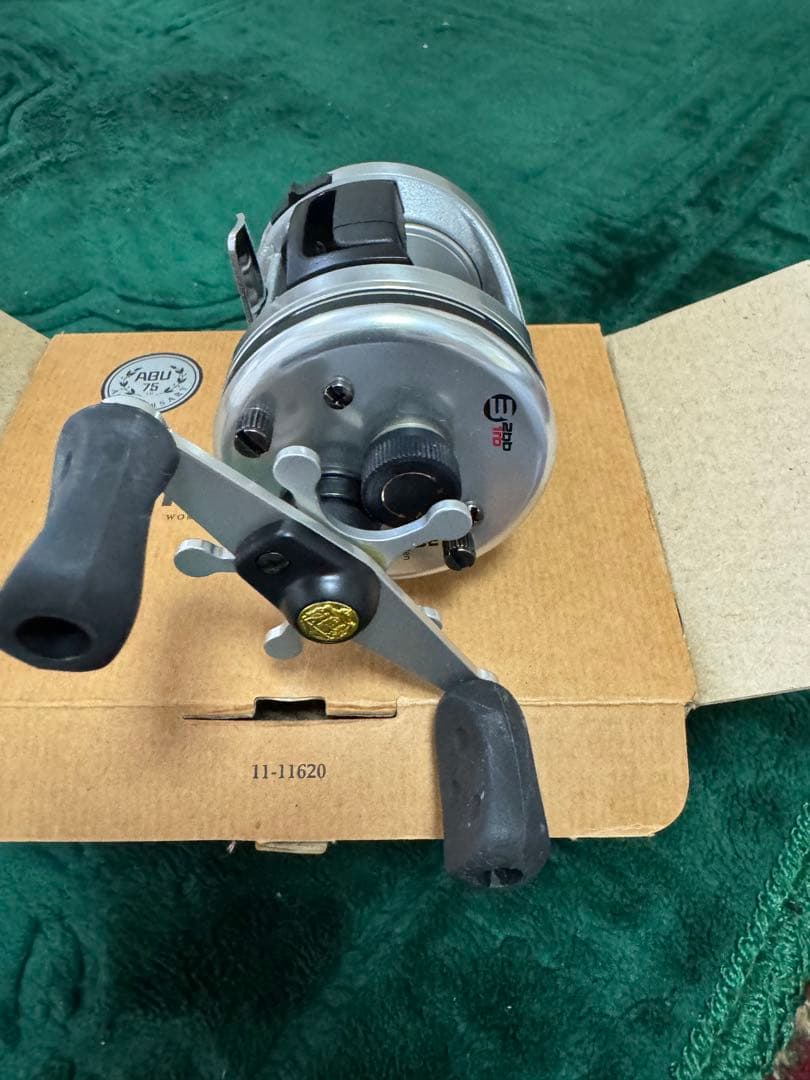 ambassadeur ベイトリール 未使用品