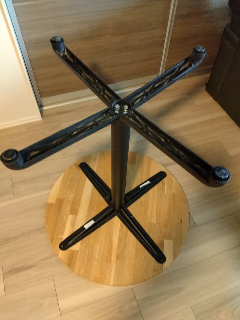 IKEA　STENSELE 　丸テーブル　※手渡しのみ