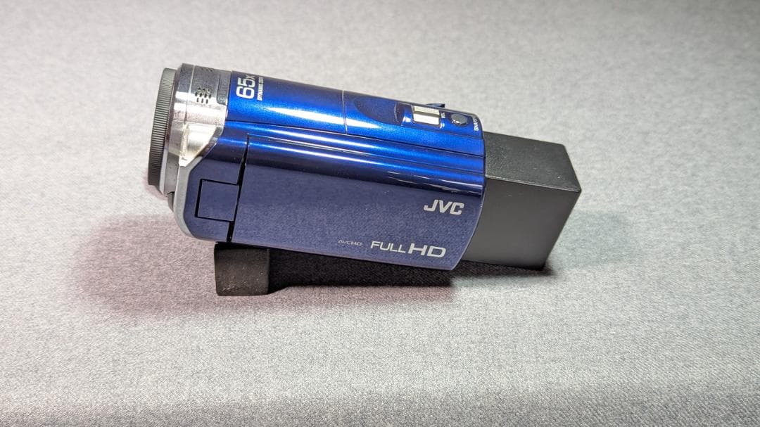 ★JVC GZ E565-A★FHDビデオカメラ★バッテリ2個　SD32GB付き