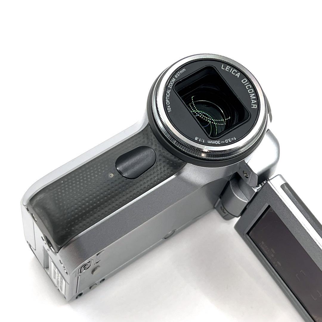 【未使用品】 Panasonic SDR-S200 シルバー　ビデオカメラ