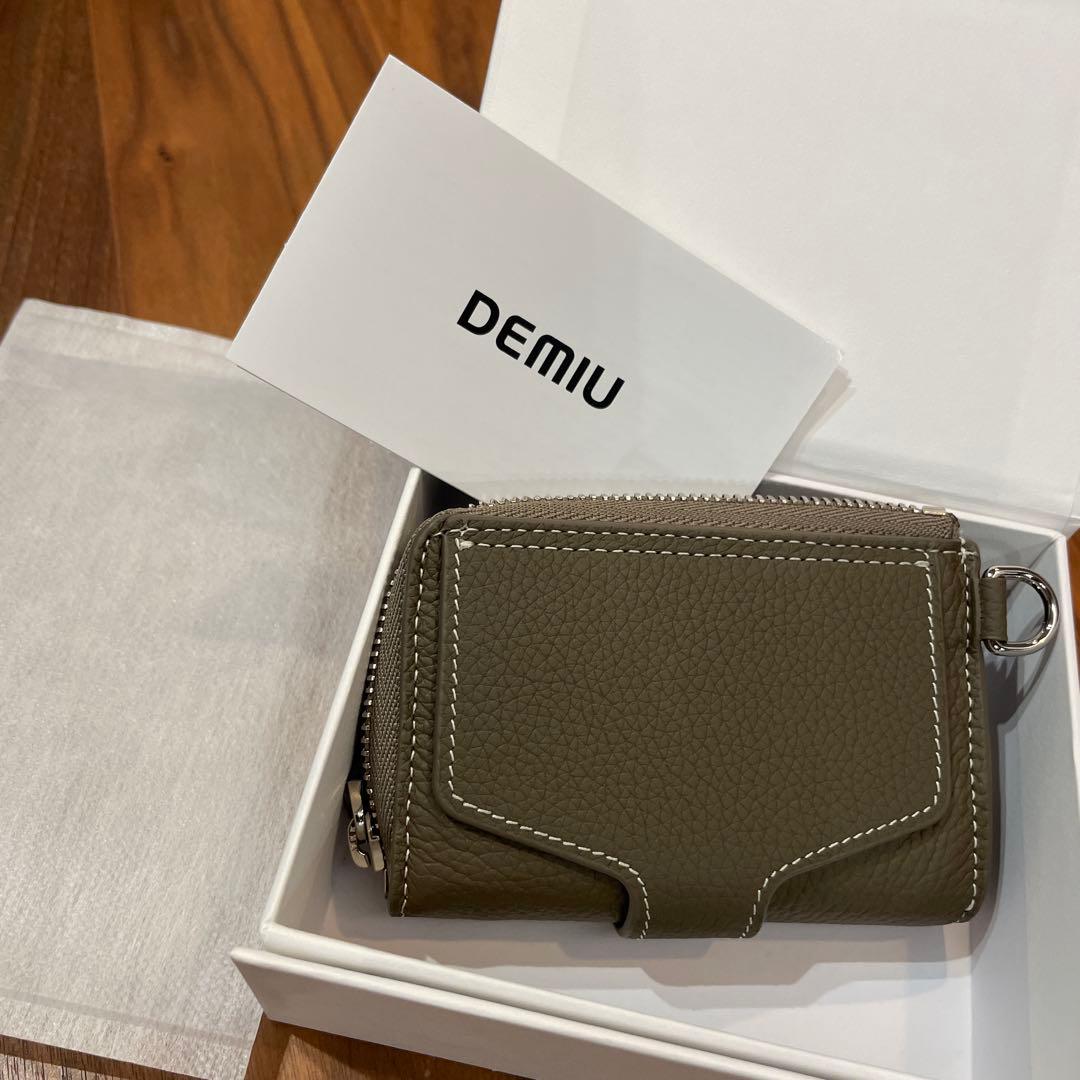 DEMIUデミュウ　ロンド　Ｄカン エトープ ケース　小銭入れ　新品