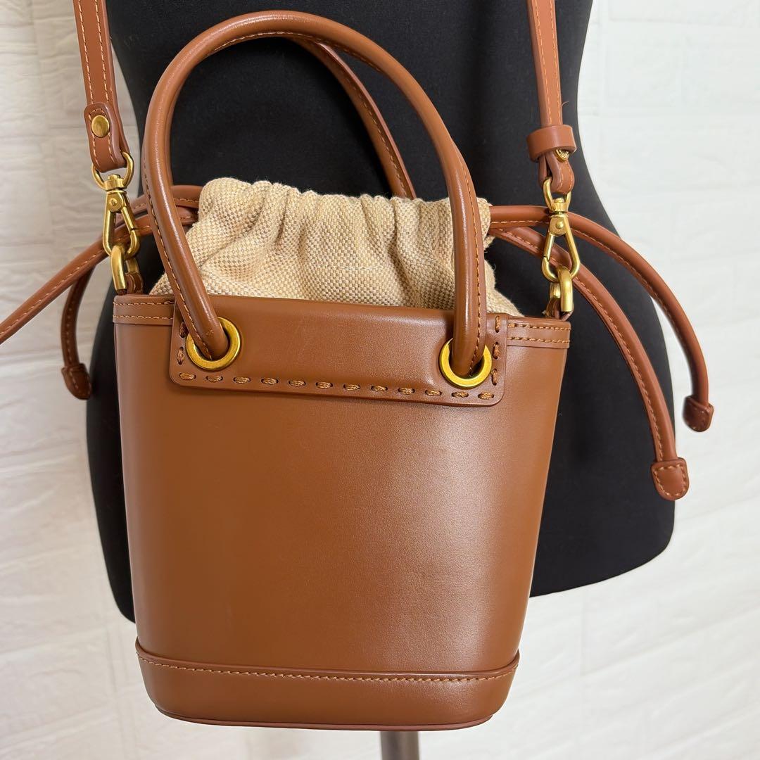 美品！STACCATO（スタッカート） ドローストリングスモールバッグ 巾着