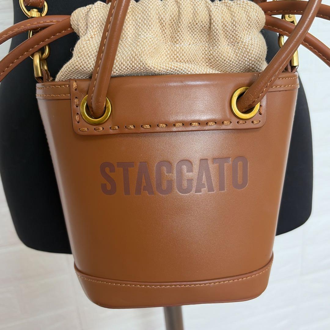 美品！STACCATO（スタッカート） ドローストリングスモールバッグ 巾着