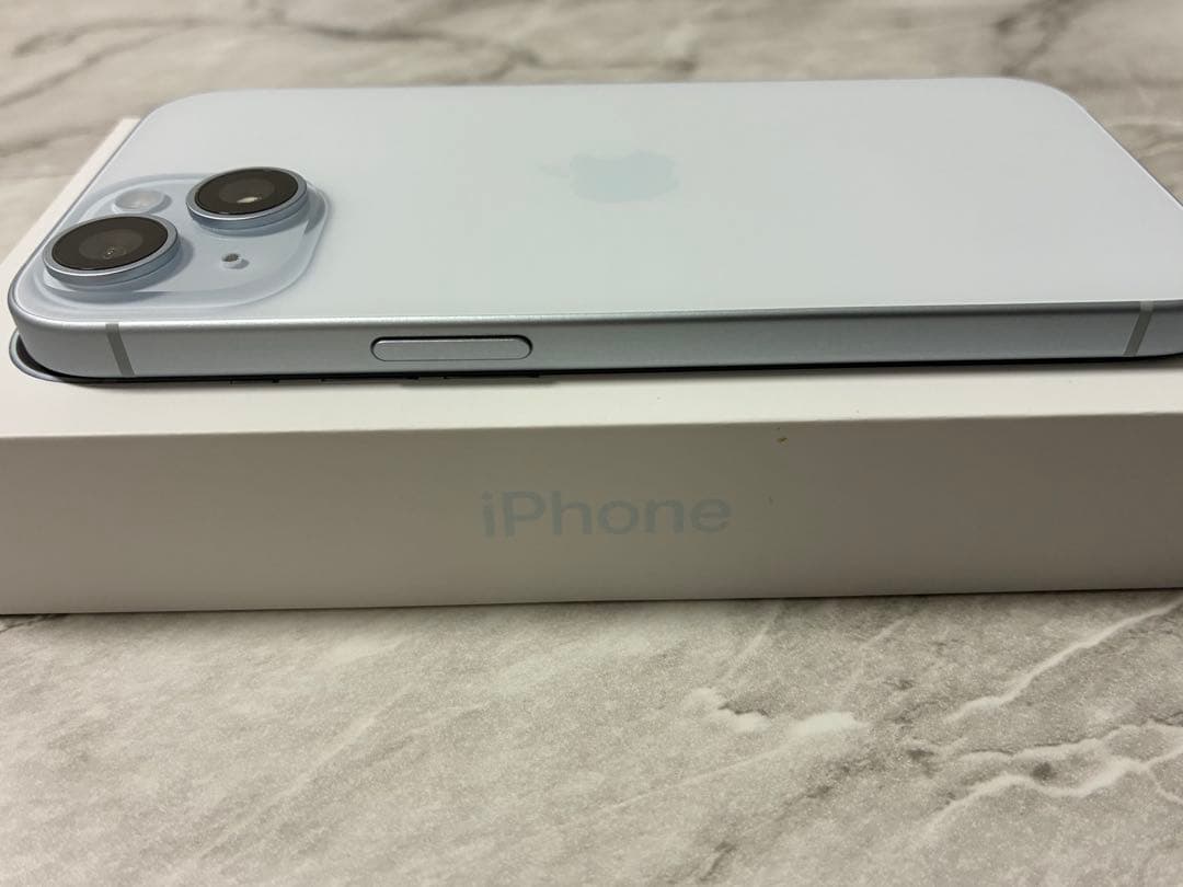 iPhone 15 Blue 128GB SIMフリー