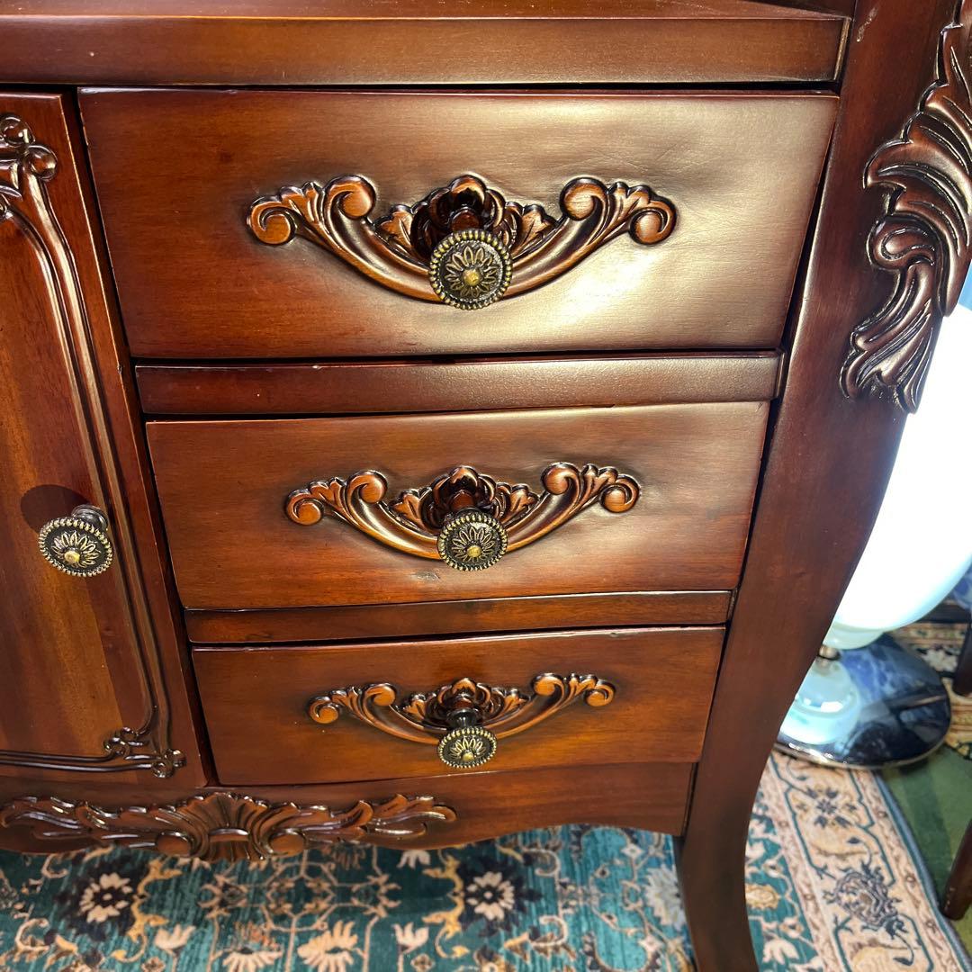 レザートップ　猫脚　アクセントホールキャビネット