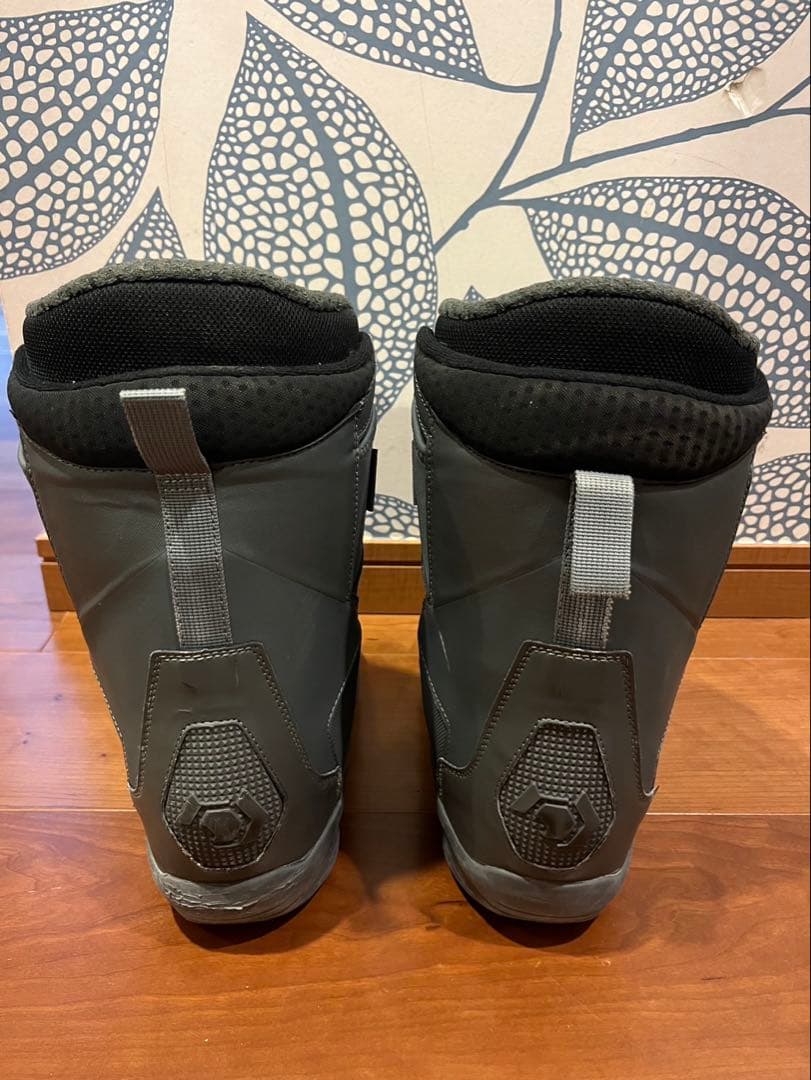 Nothwave edge Asian fit スノーボードブーツ