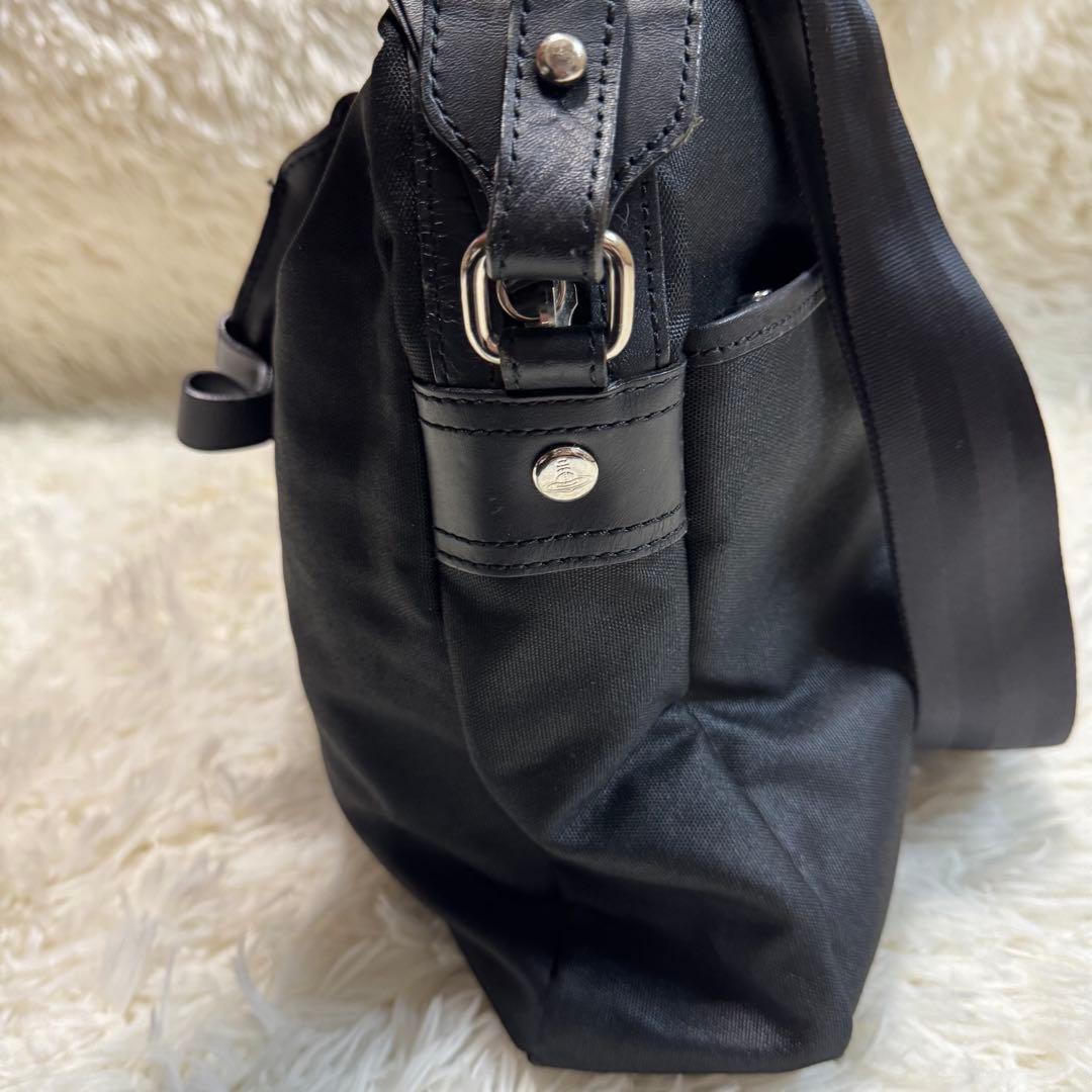 Vivienne Westwood man ビジネスバッグ　カラー(黒)