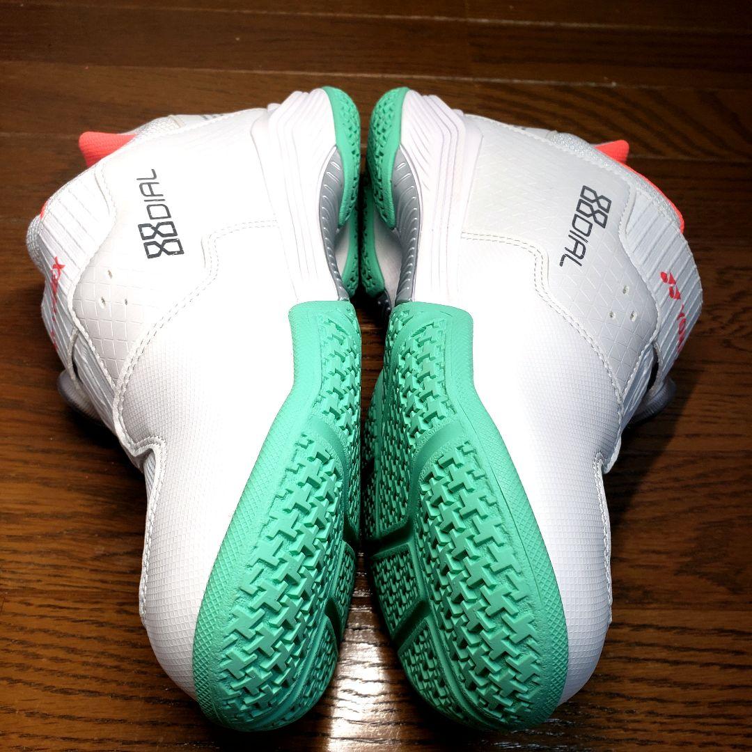 ヨネックス バドミントンシューズ パワークッション88ダイヤル 23cm BOA