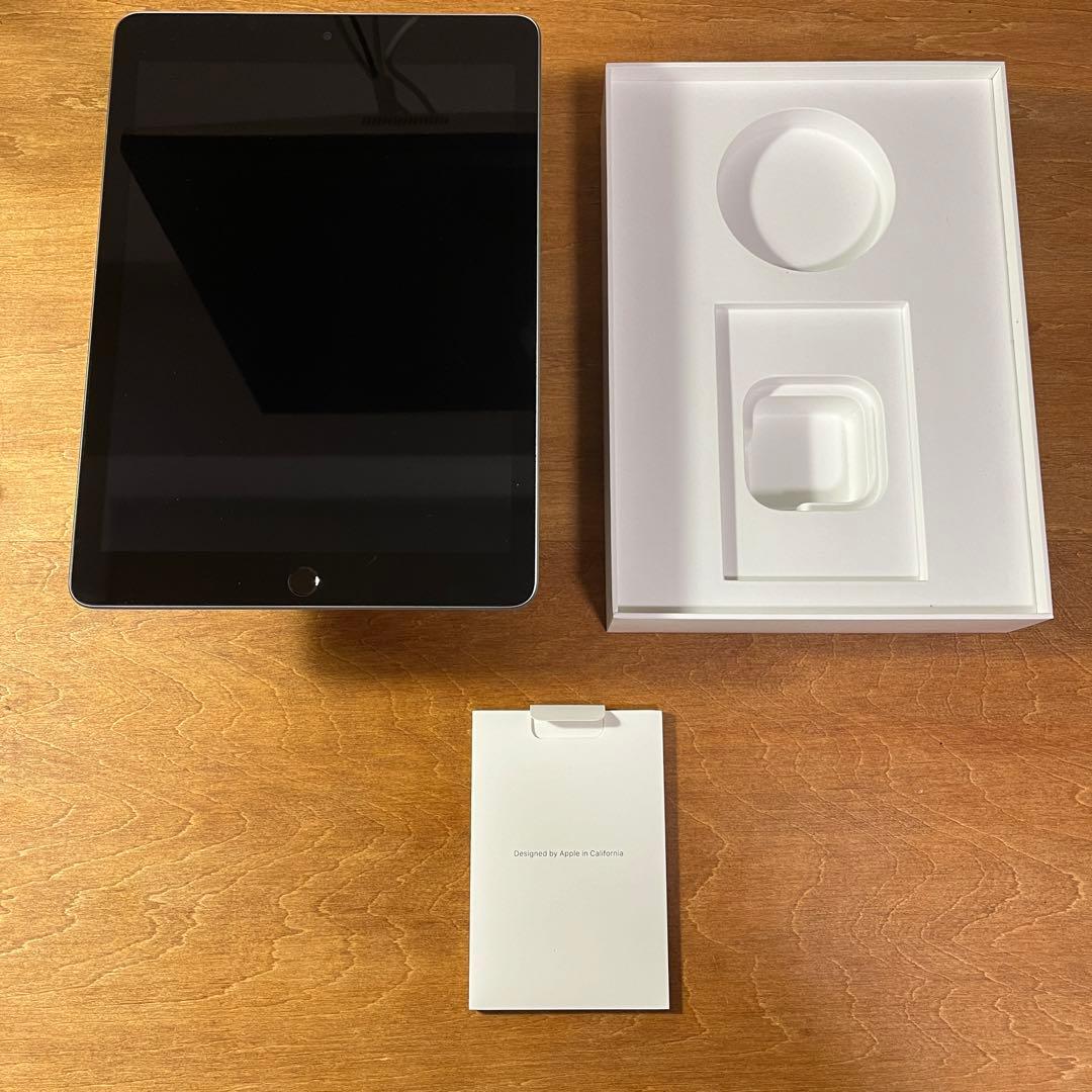 Apple iPad 第6世代 WiFi32GB スペースグレイMR7F2J/A