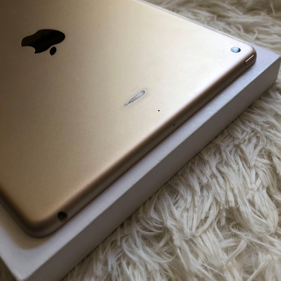 【完動品】iPad 第5世代 128GB Wi-Fi【すぐ発送】