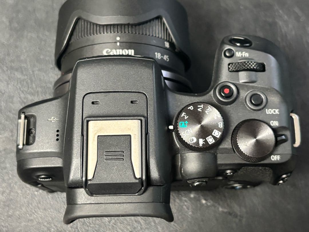 Canon EOS R10 18-45mmレンズ　NDフィルタ予備バッテリー付き