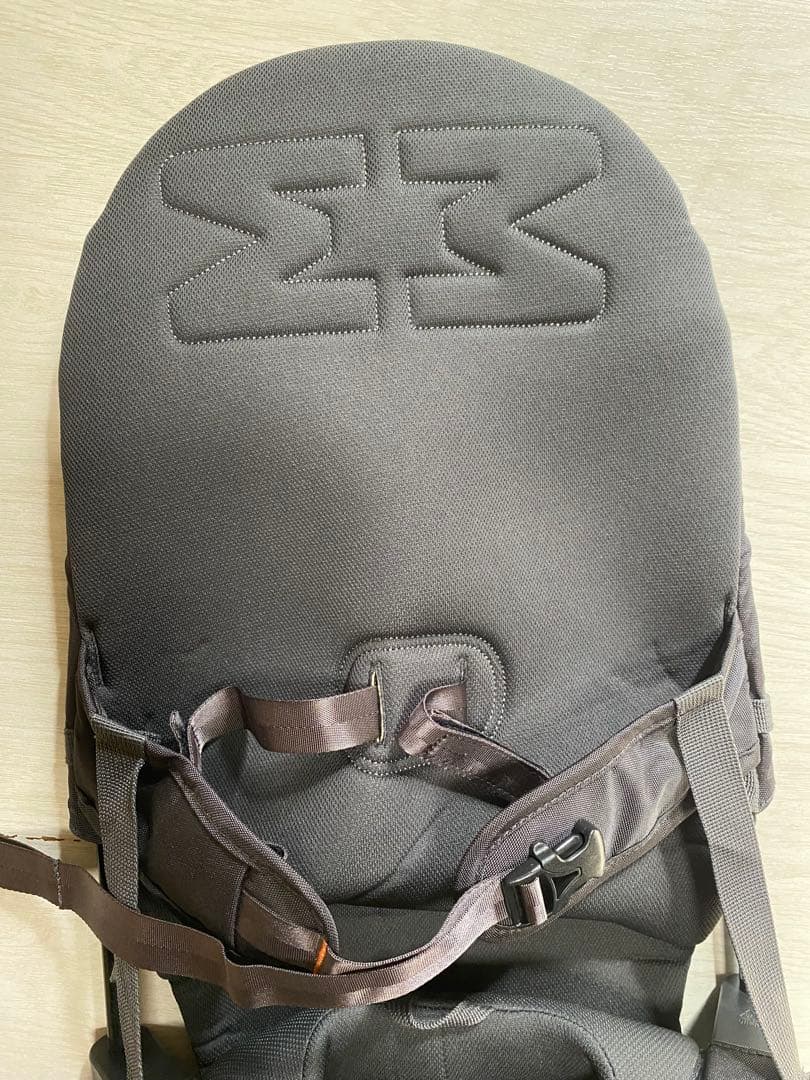 【未使用】 MINIMEIS G4 肩車キャリア　ベビーキャリア