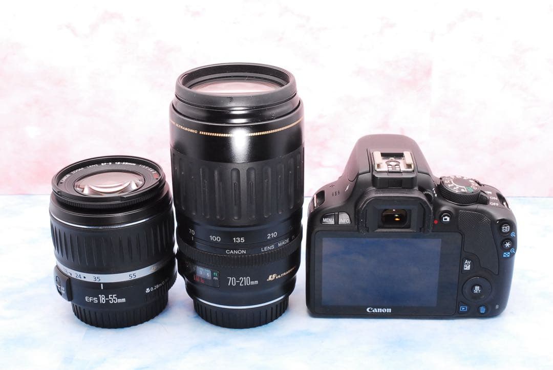 キャノン Kiss X7★Wレンズ★初心者セット★一眼レフカメラ★S数少