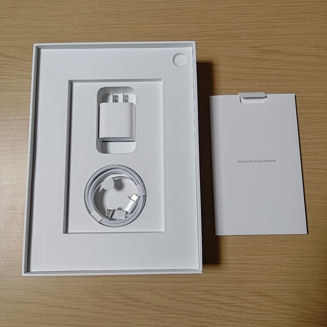 Apple iPad(第10世代) シルバー 64GB 付属品 おまけ付き