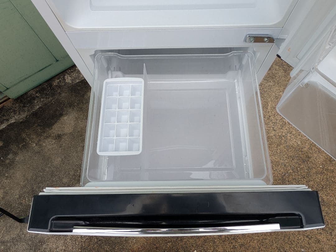 ［489］ 名古屋限定送料無料！ 冷蔵庫 ハイセンス 2018年製 130L