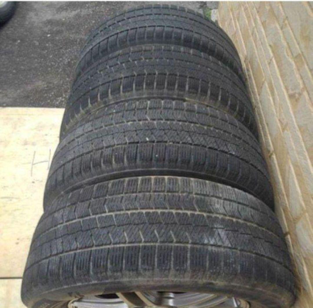 虎吉33　スタッドレス カローラルミオン オーリス VRX2 205/60