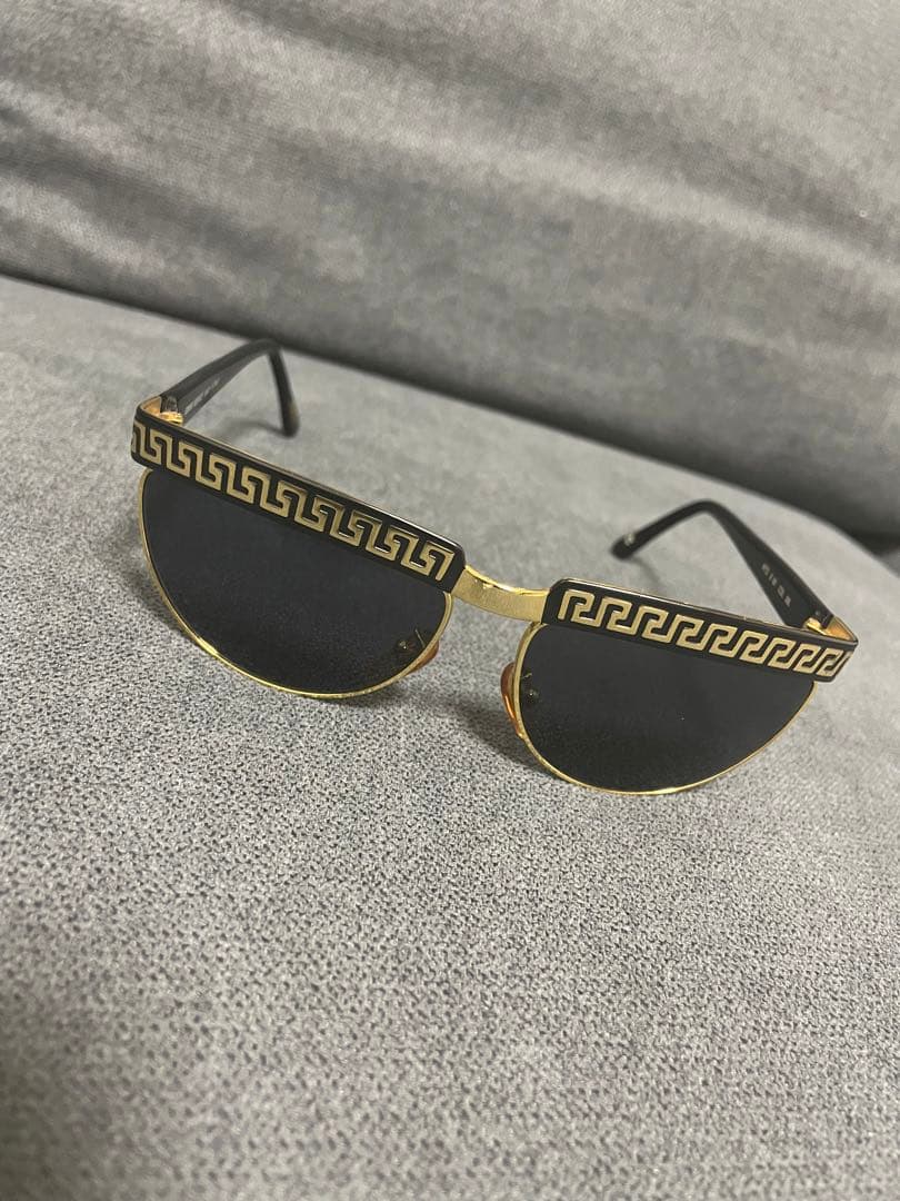 本物　ジャンニヴェルサーチ　GIANNI VERSACE サングラス