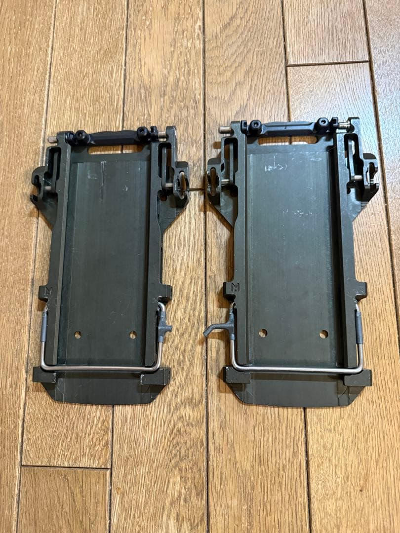 Spark R&D Surge スプリットボード ベースプレート左右　M