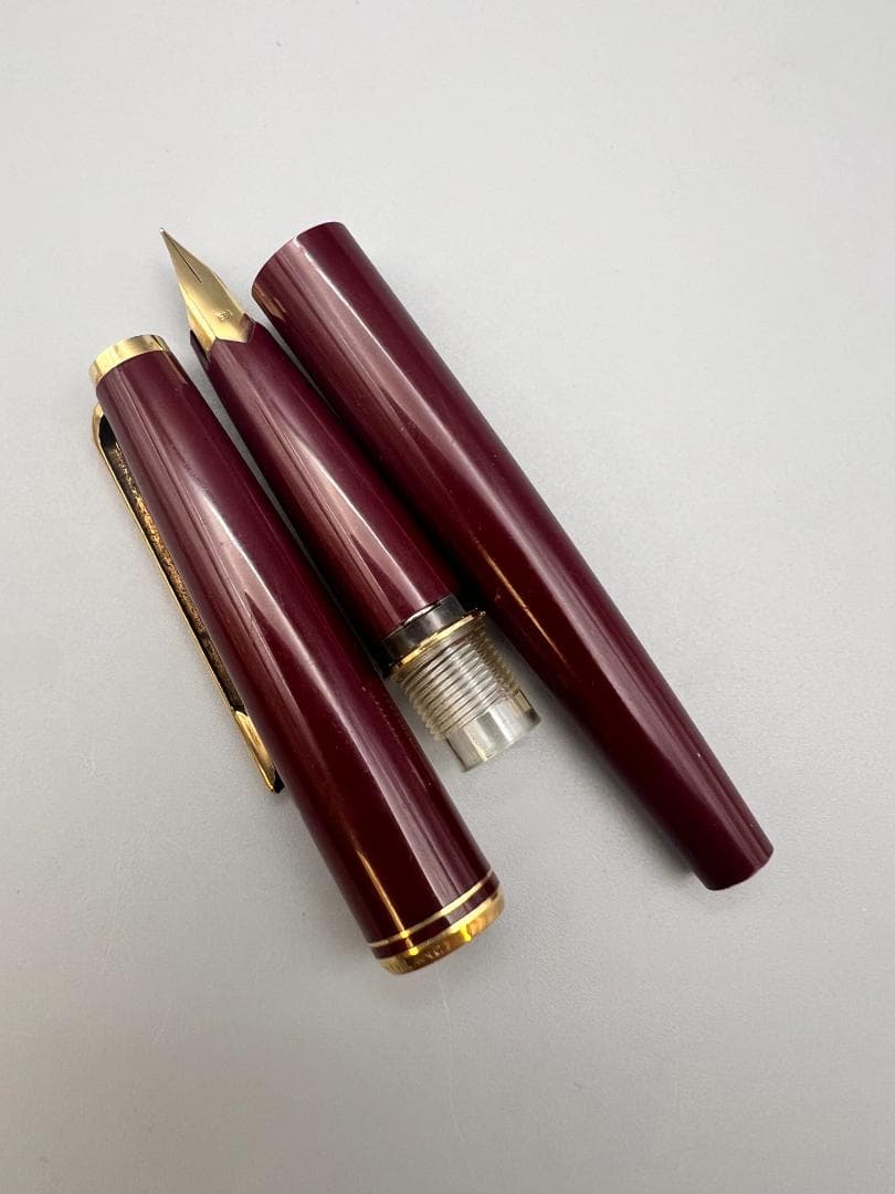 【海】Montblanc モンブラン K14 万年筆 585 ボルドー色