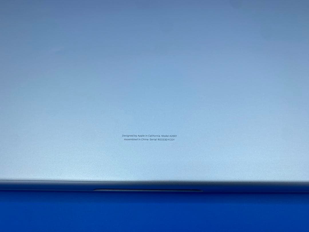 MacBook Air M2 13.6インチ シルバー