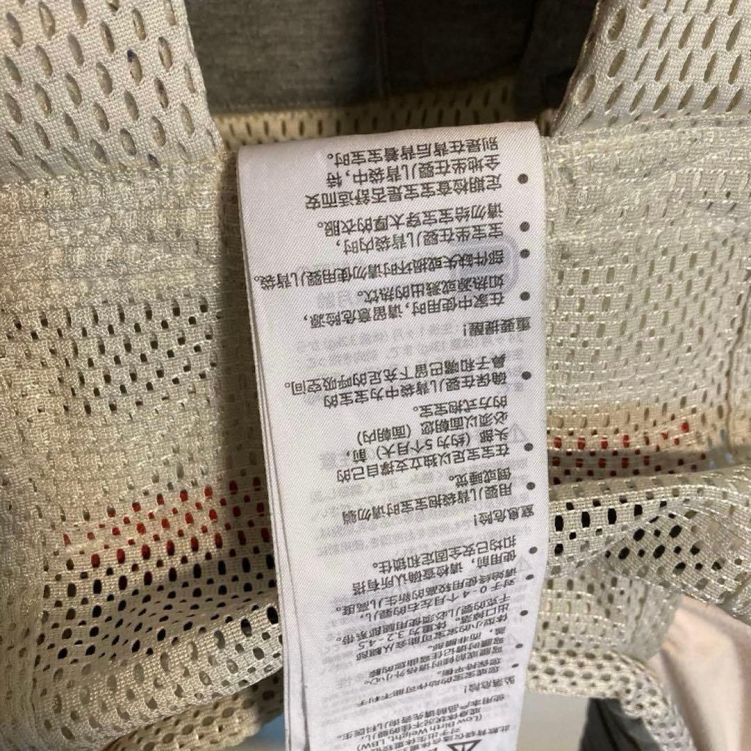 【保証期間内】ベビービョルン　ハーモニー　抱っこ紐　クリーム