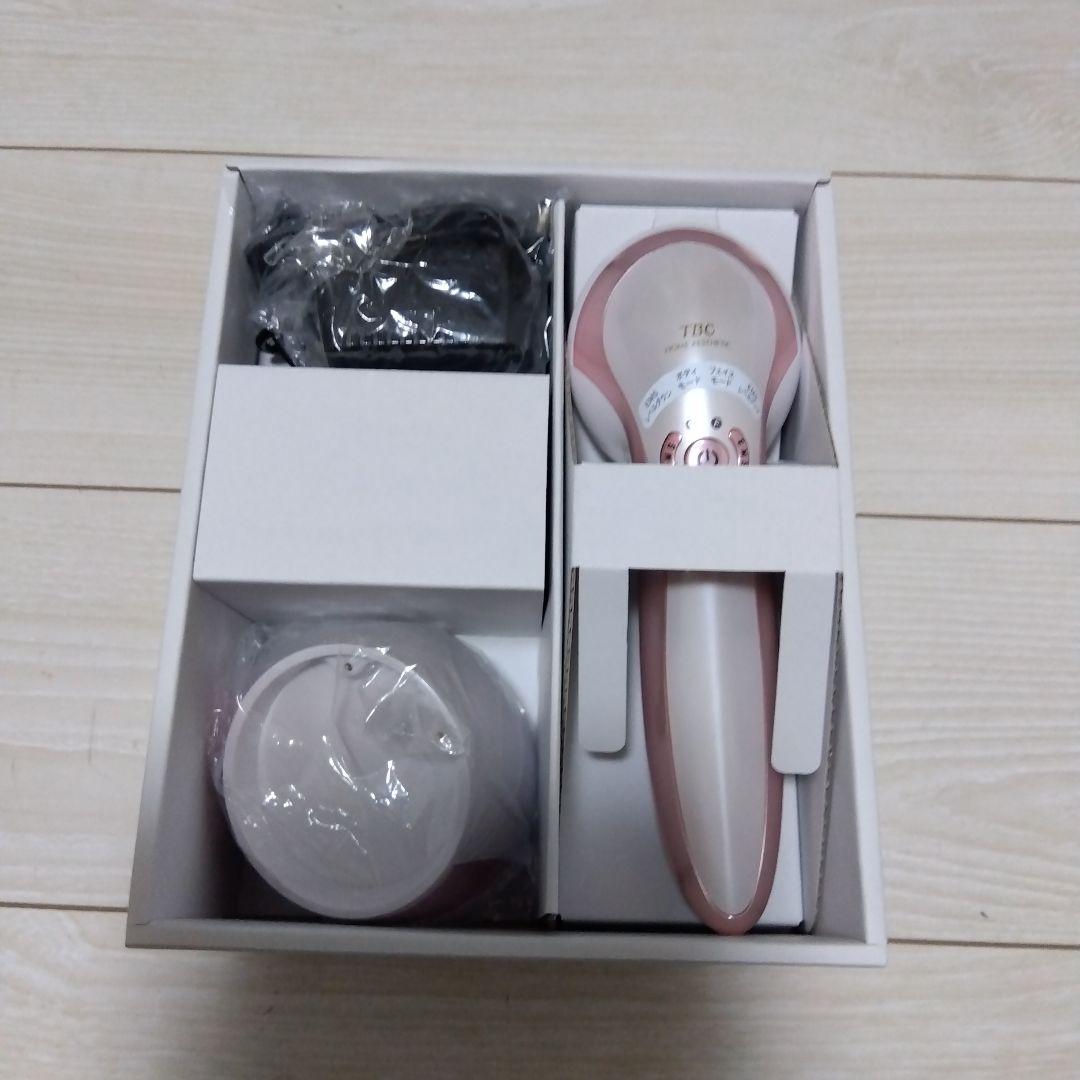 未使用 エルゴノミック美顔器 ピンク
