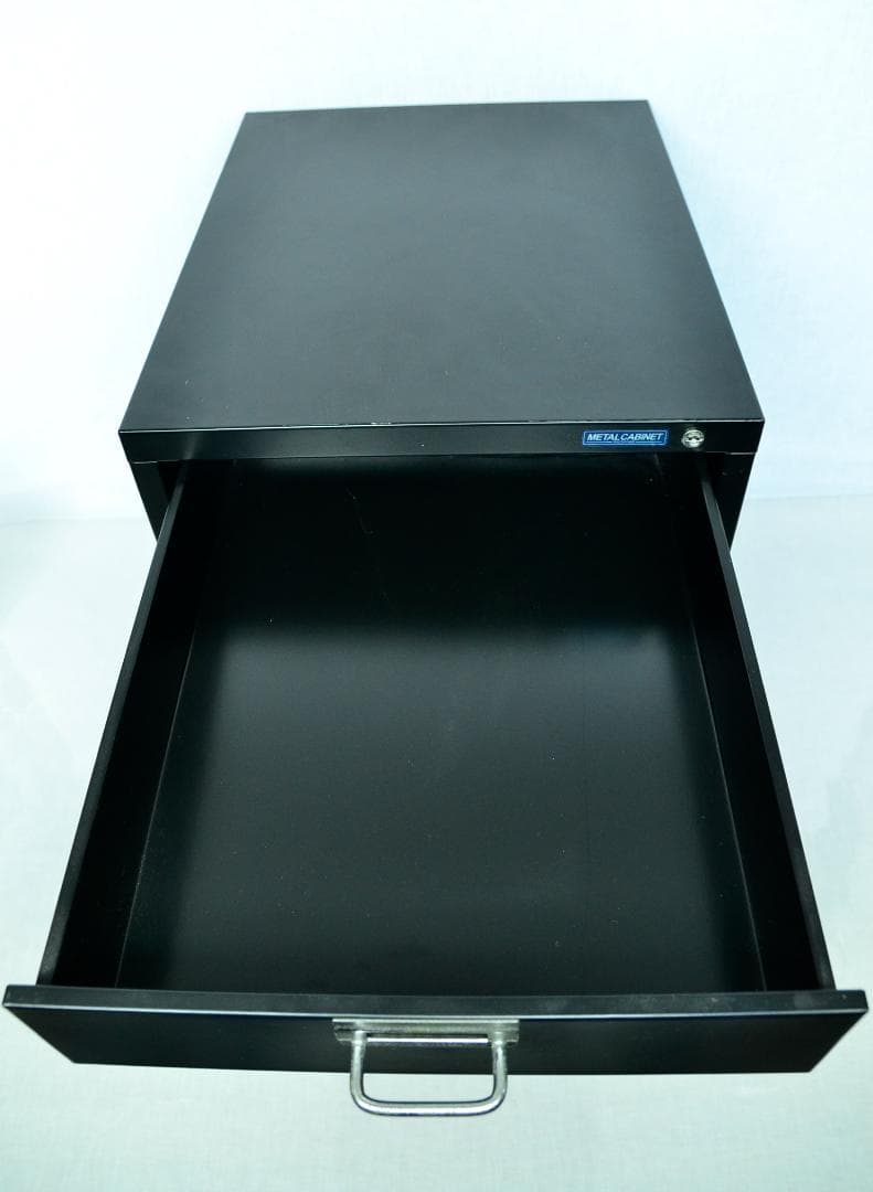 メタルキャビネット MCB-33K 鍵キャスター付金属製 オフィス 事務所 中古