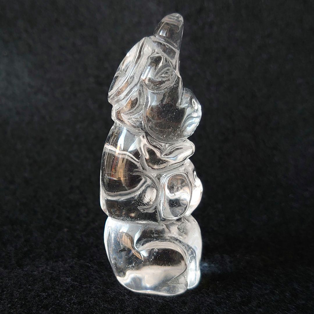 超透明クリア水晶　犬猫亀　の珍しい彫り物　素敵な逸品