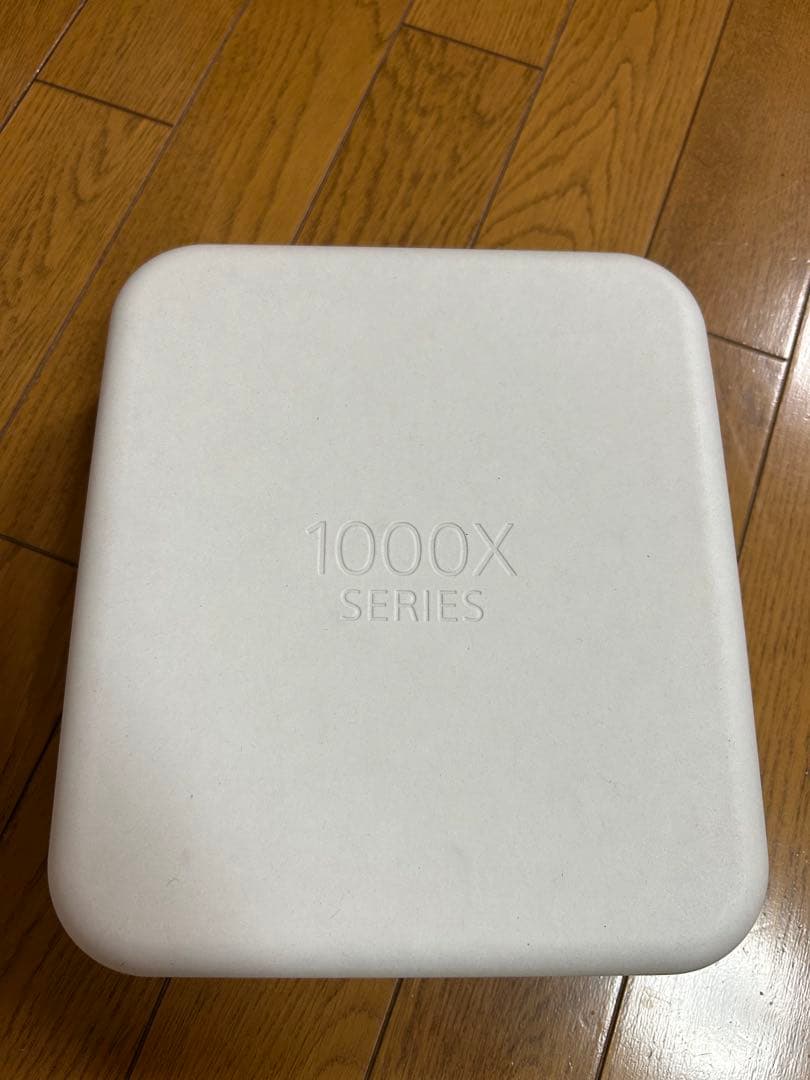 ブラック ワイヤレスヘッドホン ケース付き