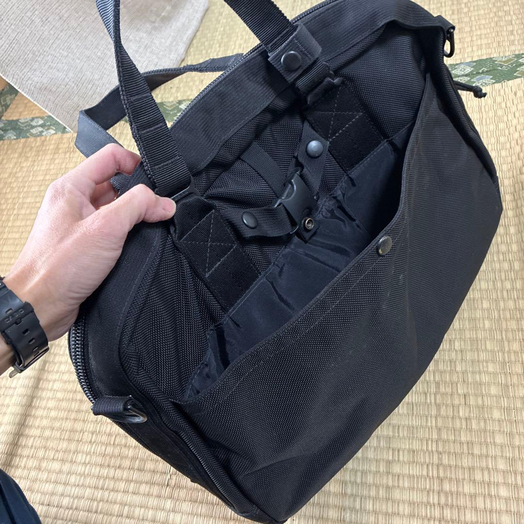 BRIEFING A4 LINER ブラック ブリーフィング 黒 ストラップ付