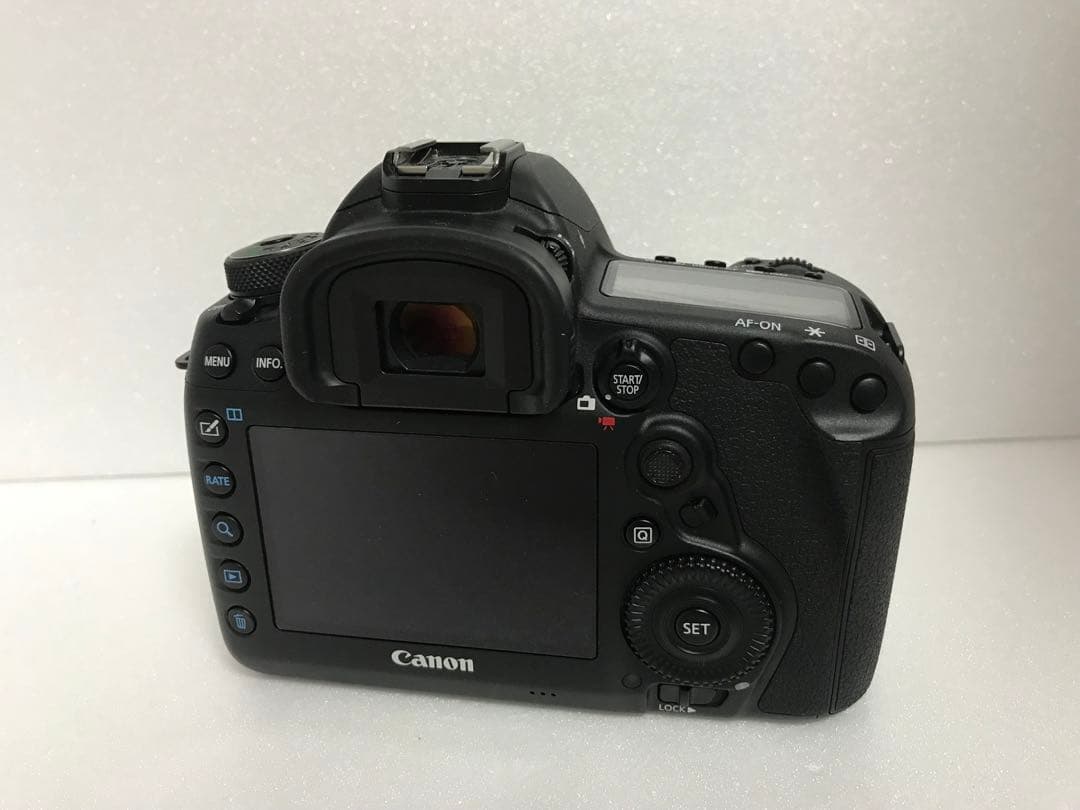 保証付/一眼レフカメラCanon EOS 5D Mark IVリプルレンズセット