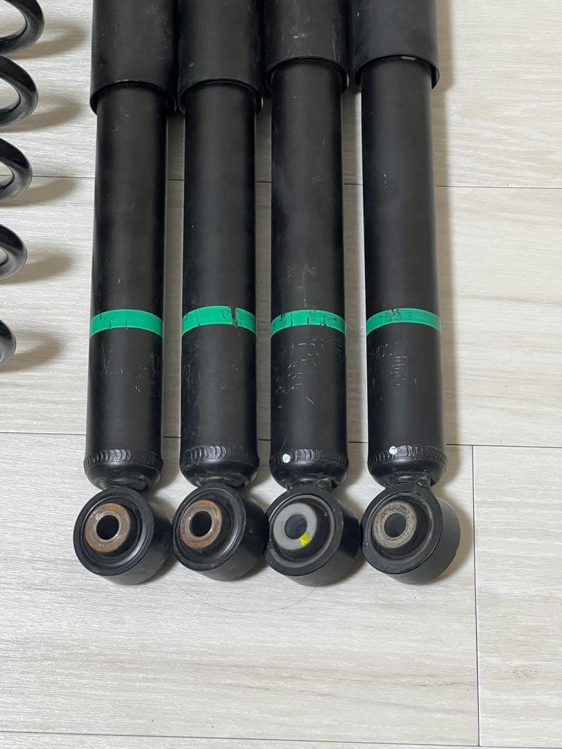 JB74W スズキ ジムニーシエラ 純正サ スペンション　ステアリングダンパ