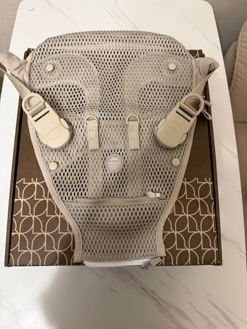 【即日発送】エアバギー　ベビーキャリア　サンドアッシュ　箱あり