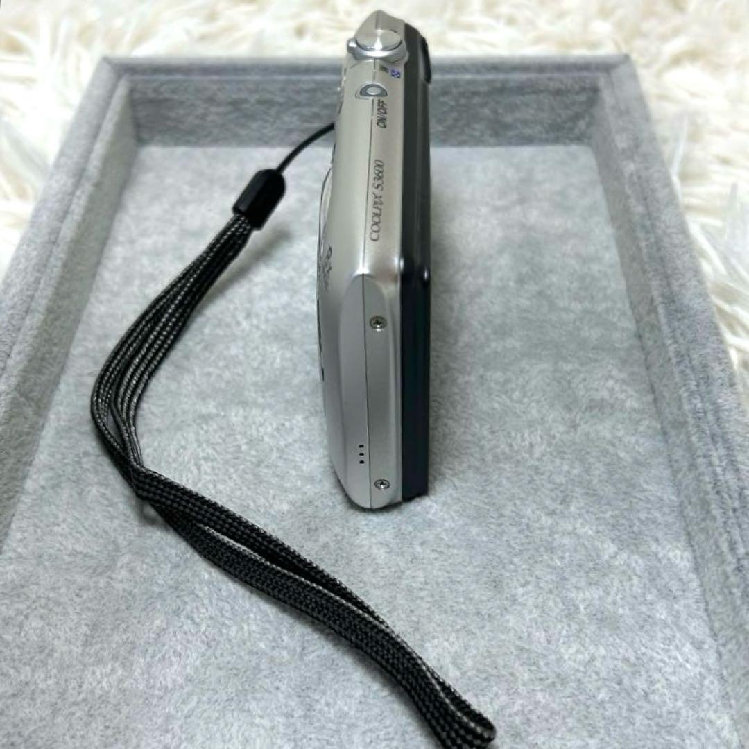 Nikon ニコン COOLPIX S3600 シルバー コンデジ