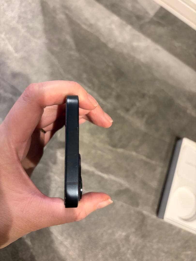 iPhone13 128GB SIMフリー　バッテリー82%