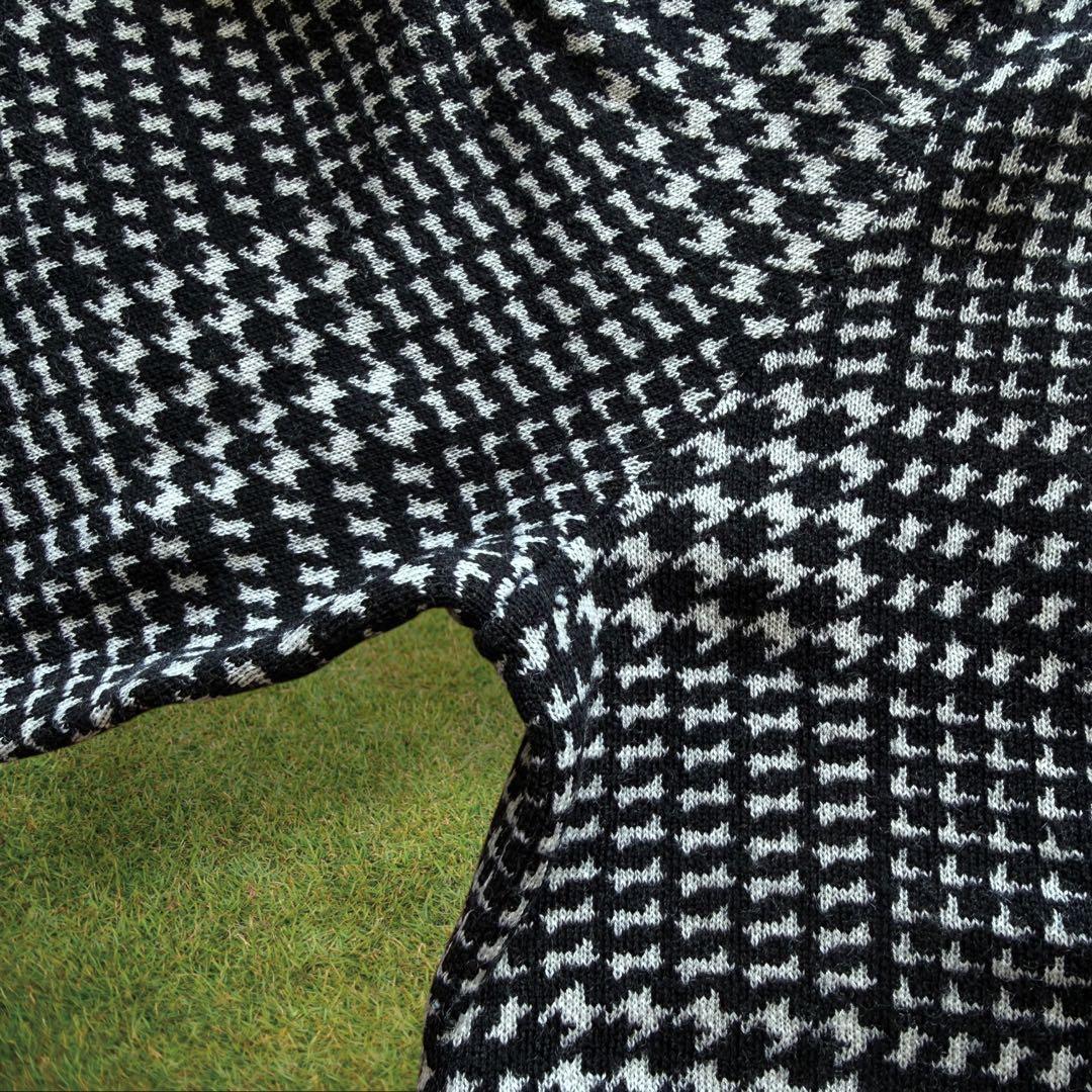 極美品　ウール100% パーリーゲイツ　ニット　M〜L相当　千鳥格子　黒　白　4