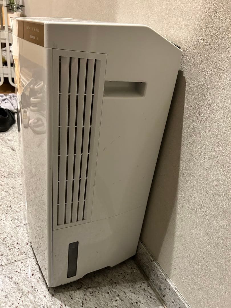 Panasonic 衣類乾燥除湿機 F-YHRX200-S