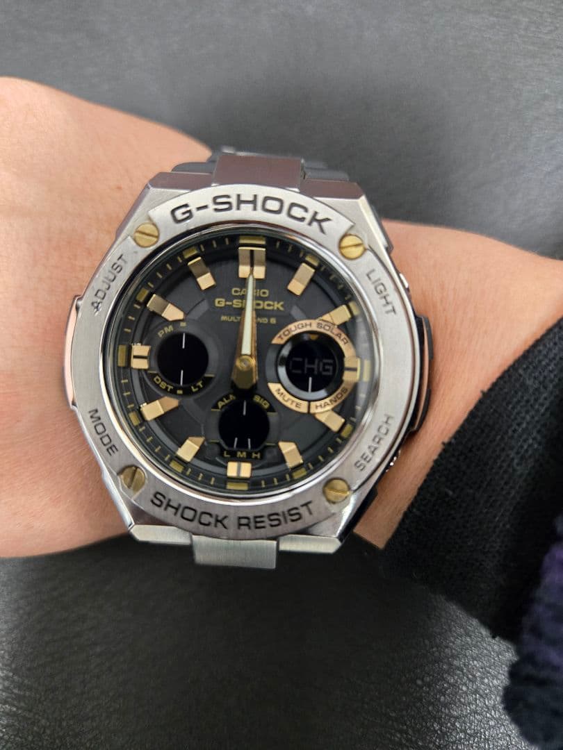 【美品】G-SHOCK GST-W110D-1A9JF メンズ 腕時計
