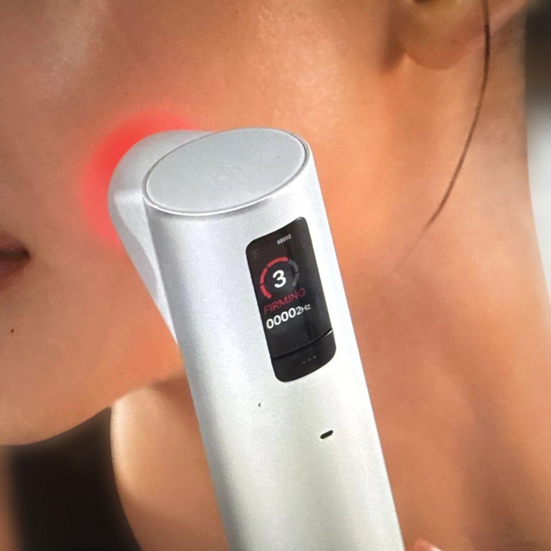 【送料込】medicube 美容デバイス & ブースタージェル