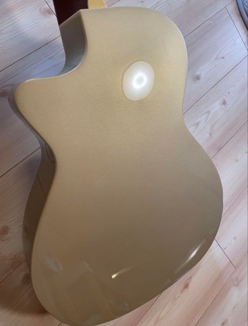 Fenderエレアコ　シャンパンゴールド