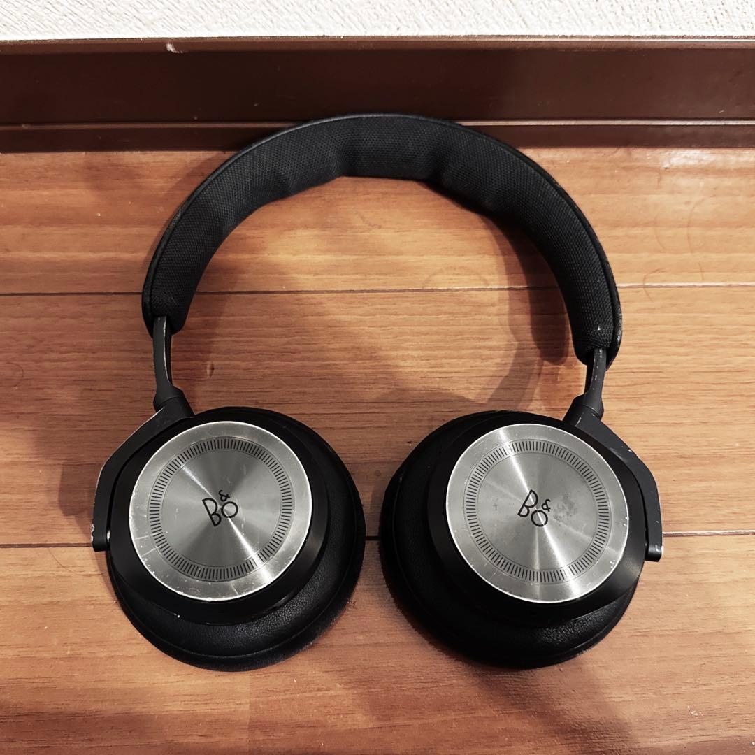 Bang & Olufsenワイヤレスヘッドホン BeoplayHX Black