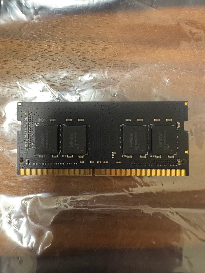 Lexar 16GB DDR4 3200MHz メモリ