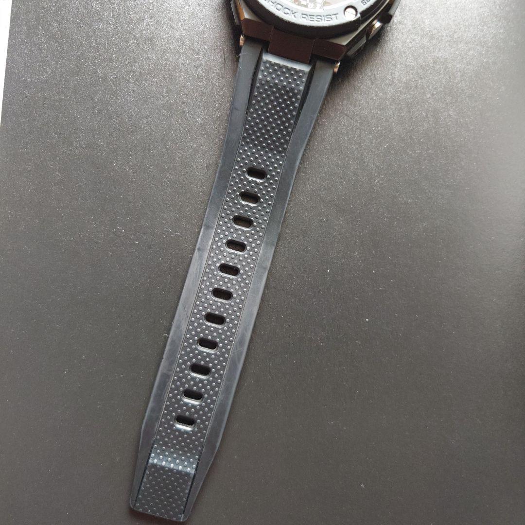 パクチー　美品　CASIO G-SHOCK GST-W100G